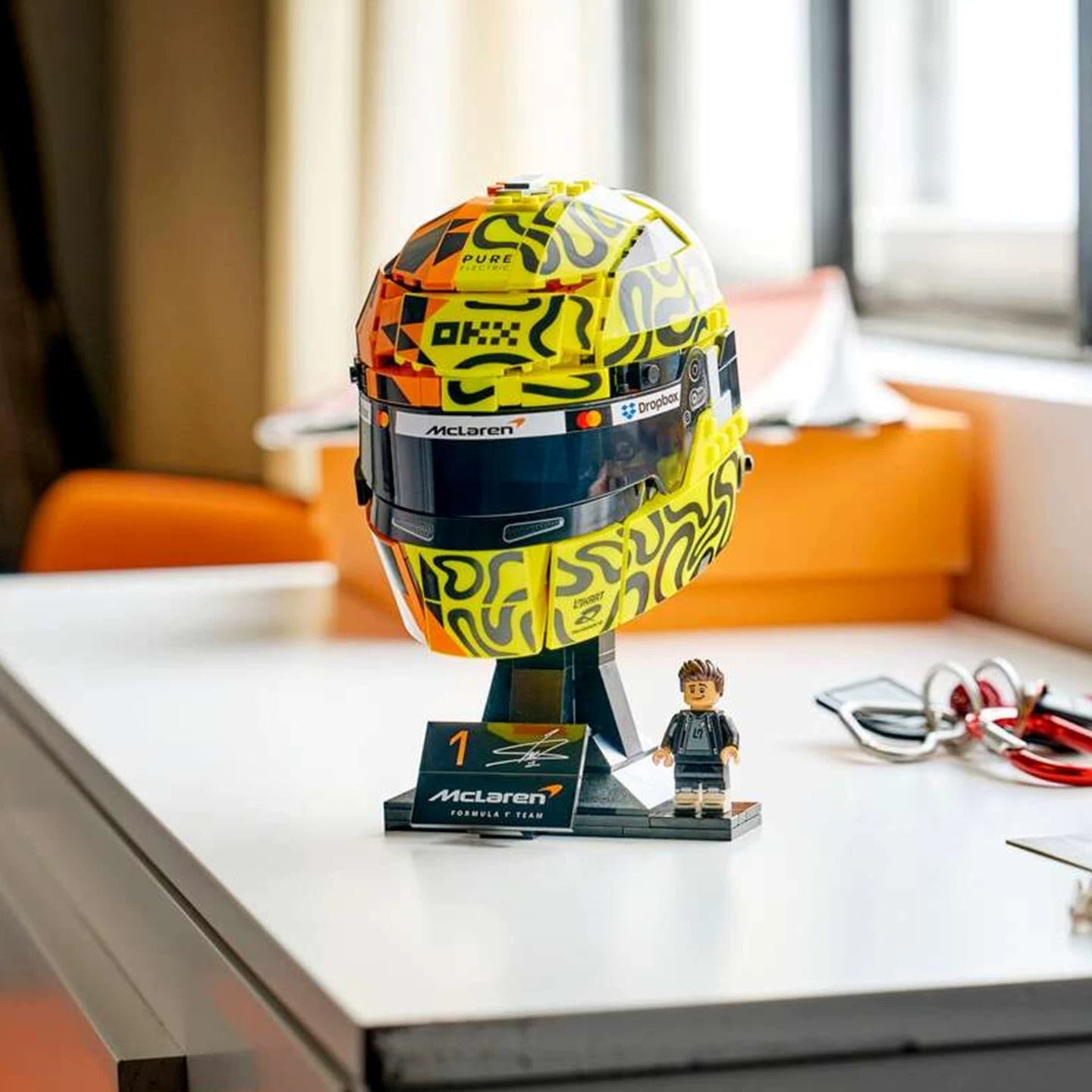 Free Express Shipping :NEW 43023 Edition Mclaren Mastercard F1 R Team Lando Norris Helmet Toy Building Block Toy Se