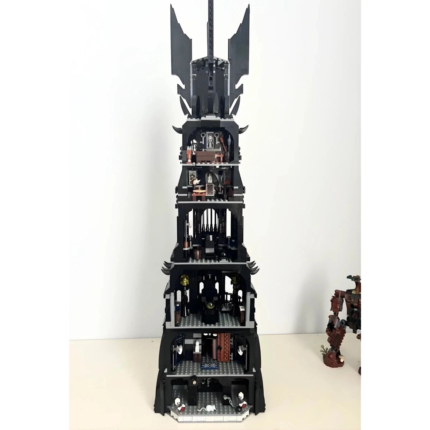 For LEGO NEW 10237 The Lord of the Rings: Tower of Orthanc Building Set 2359 PCS
