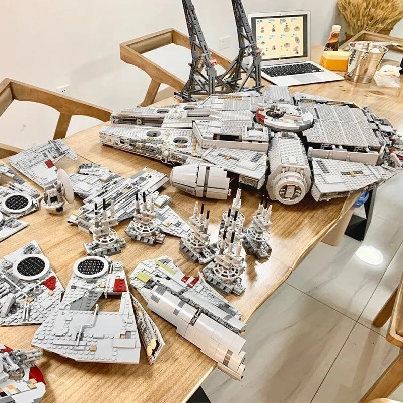 For LEGO New 75192 Star Wars Millennium Falcon 7541 PCS - Building Set for Adults
