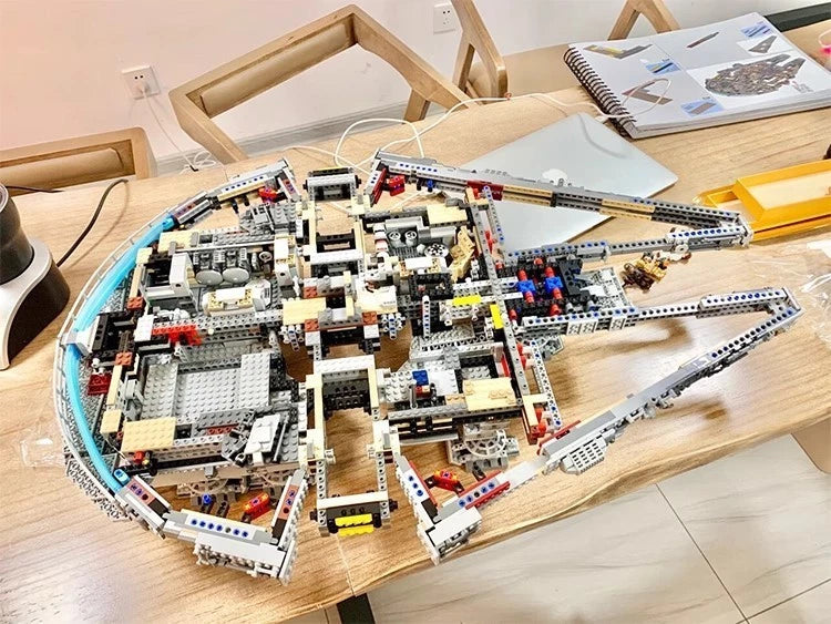 For LEGO New 75192 Star Wars Millennium Falcon 7541 PCS - Building Set for Adults