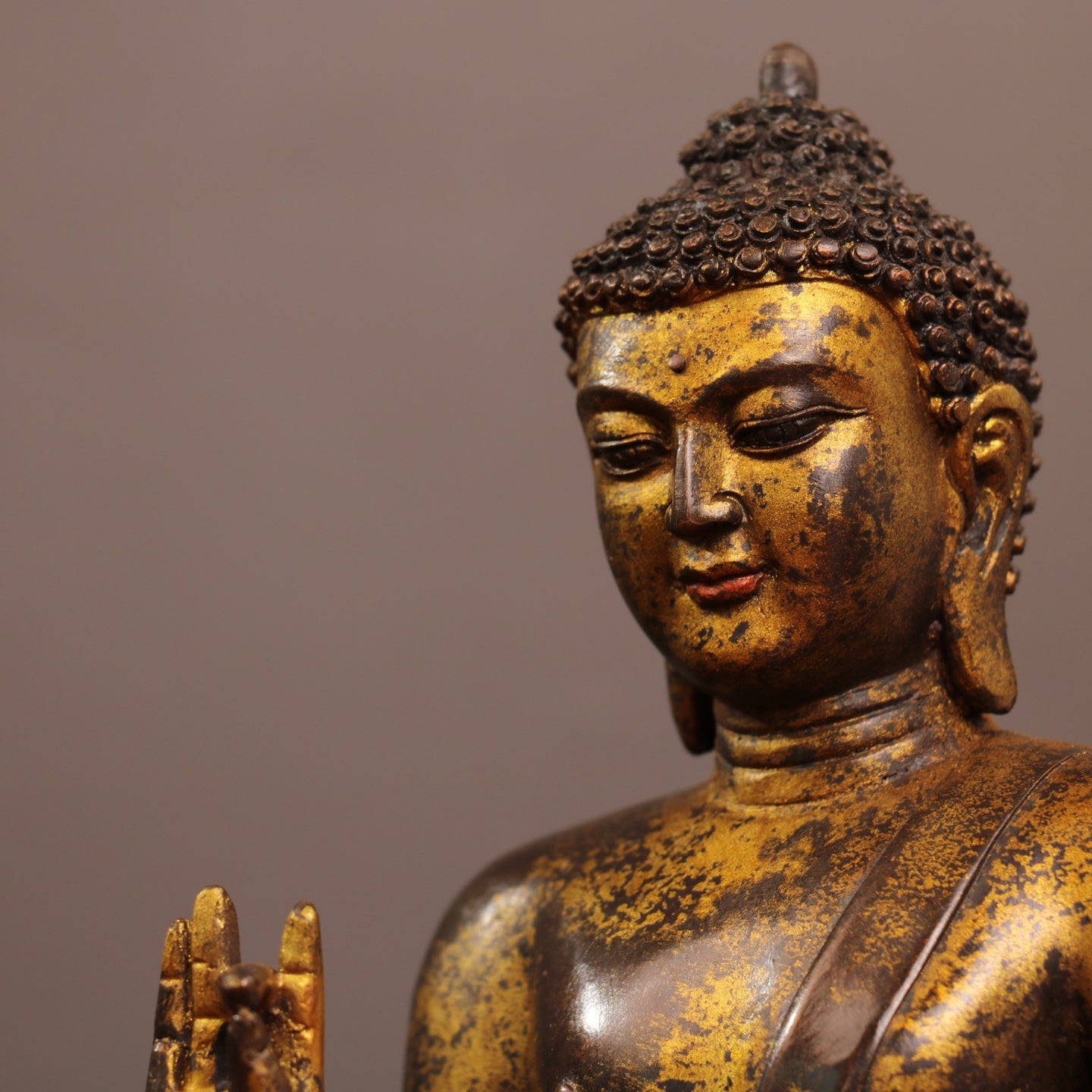 Ancient China Antique Ming Dynasty Copper Ware Gold-plated Statue Sakyamuni Buddha