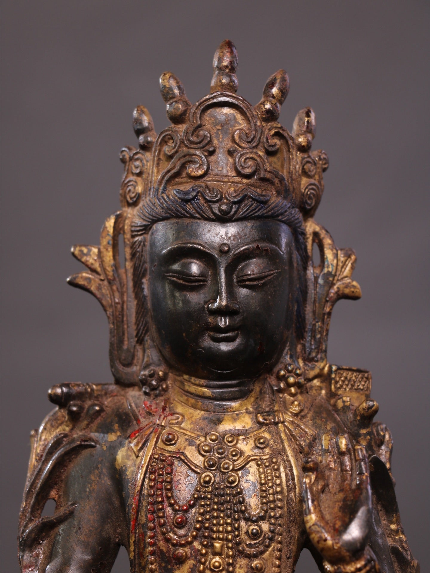 Ancient China Antique Ming Dynasty Copper Ware Gold-plated Statue Kwan-yin