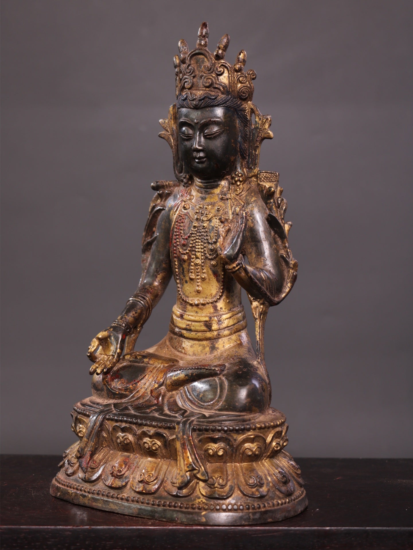 Ancient China Antique Ming Dynasty Copper Ware Gold-plated Statue Kwan-yin