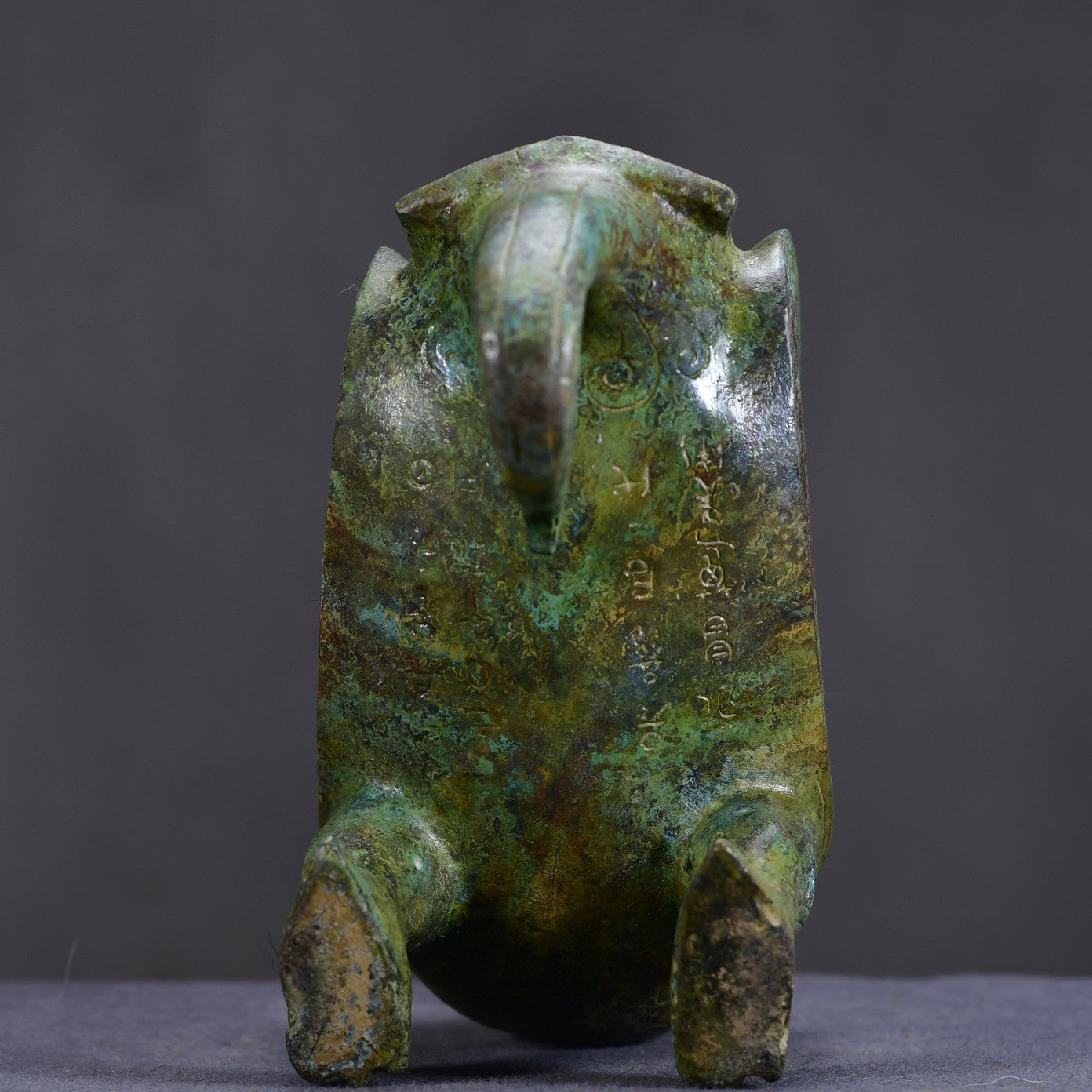 Ancient China Antique Zhou Dynasty Bronze With Inscription Jinhou Bird Zun Bronze Wine Vessel