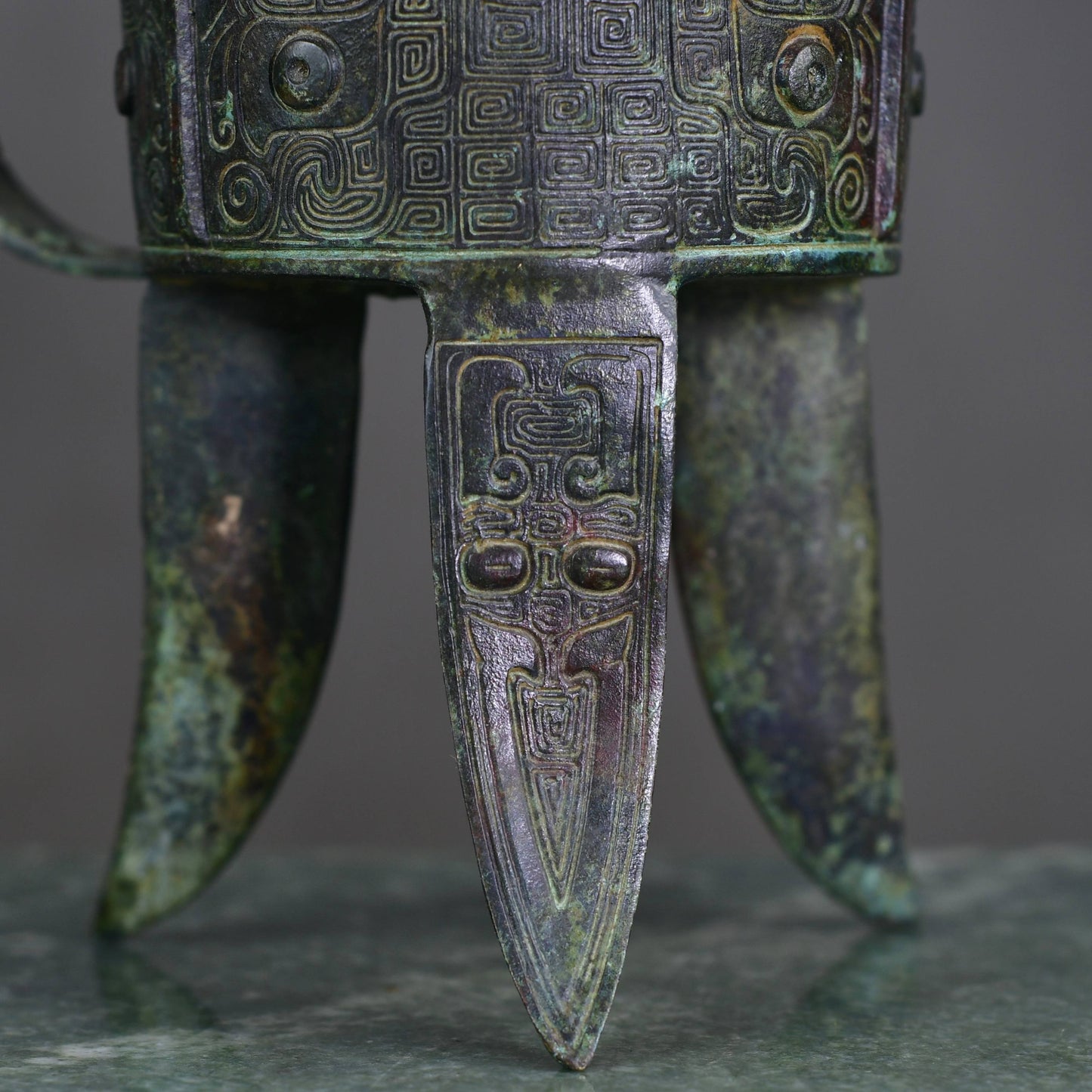 Ancient China Antique Shang Dynasty Bronze With Inscription Bronze Wine Vessel 青铜器斝