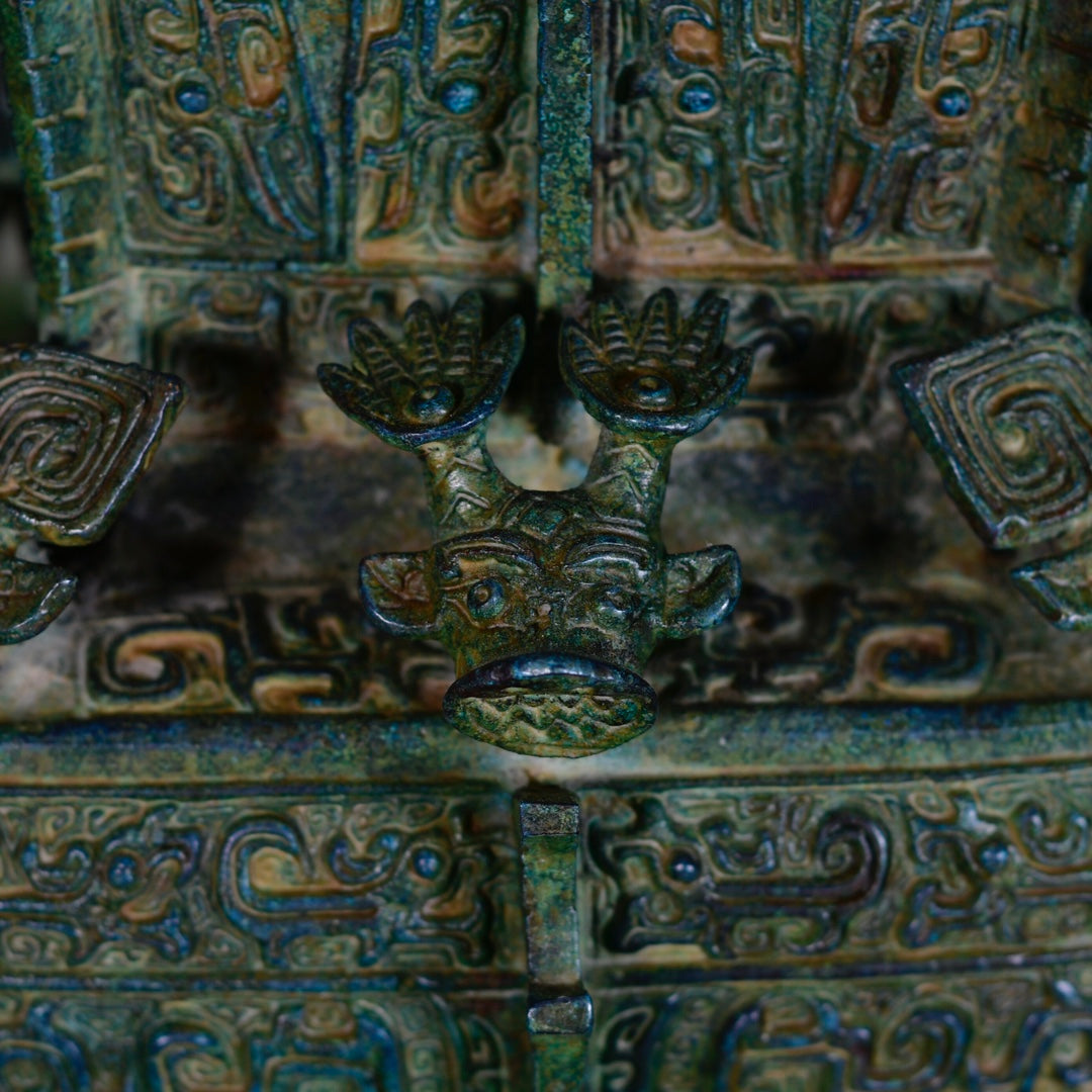 Ancient China Antique Shang Dynasty Bronze With Inscription Bronze Four Elephant Square Vessel Bronze Zun