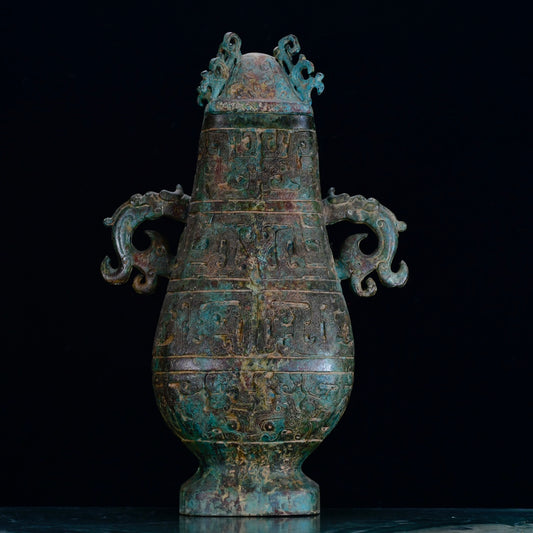 Ancient China Antique Shang Dynasty Bronze Dragon Pattern Vases