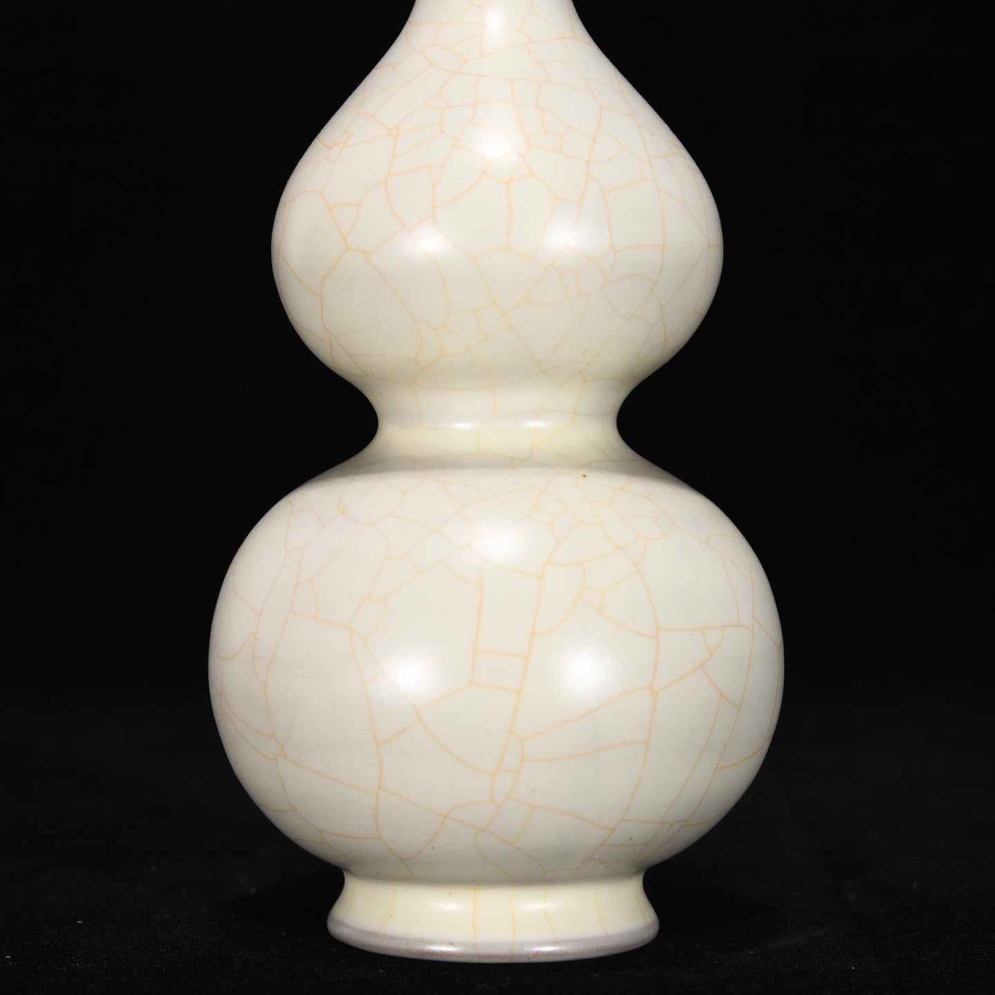 Ancient China Antique Song Dynasty Guan Kiln White Glaze Porcelain Gourd Vases