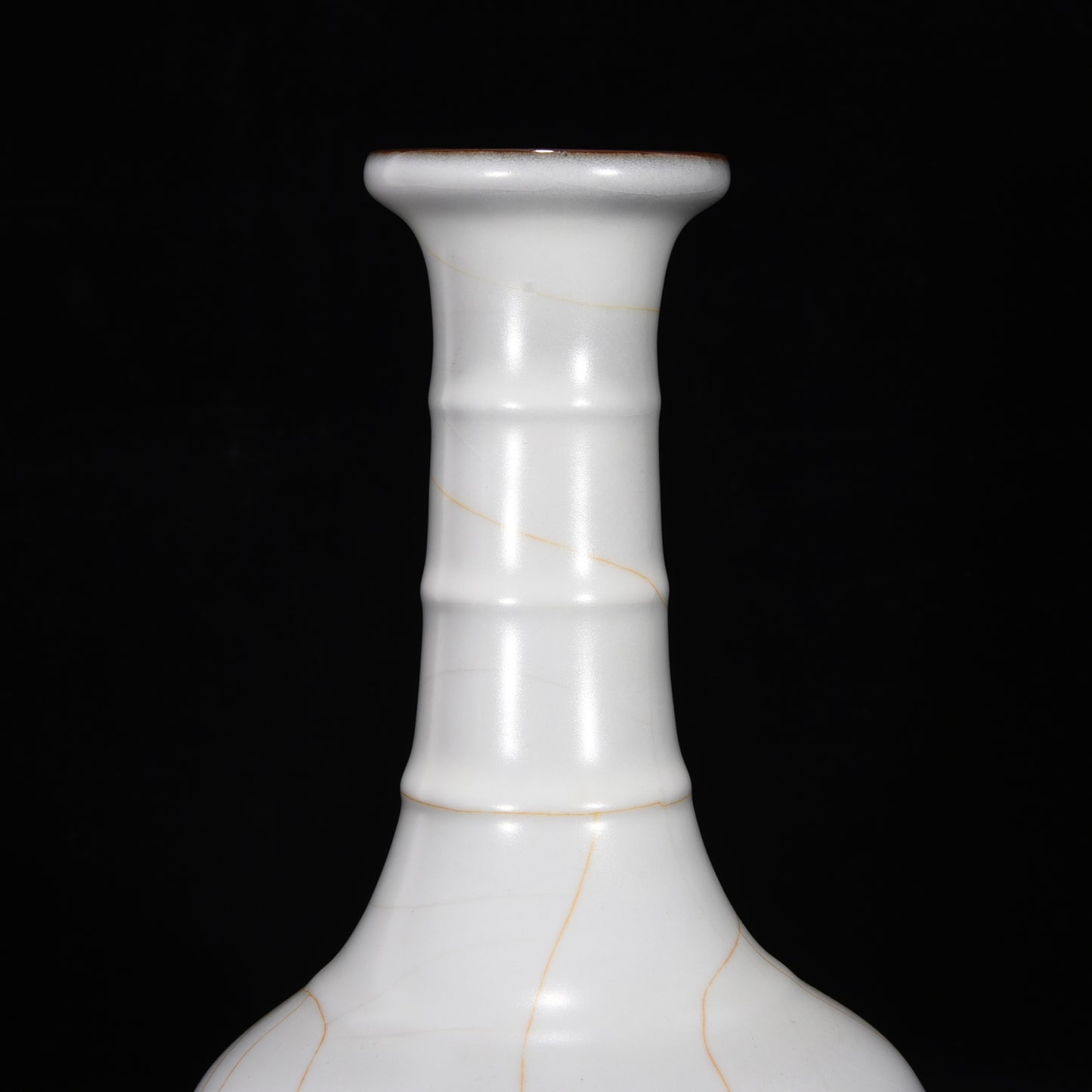 Ancient China Antique Song Dynasty Guan Kiln White Glaze Porcelain Vases