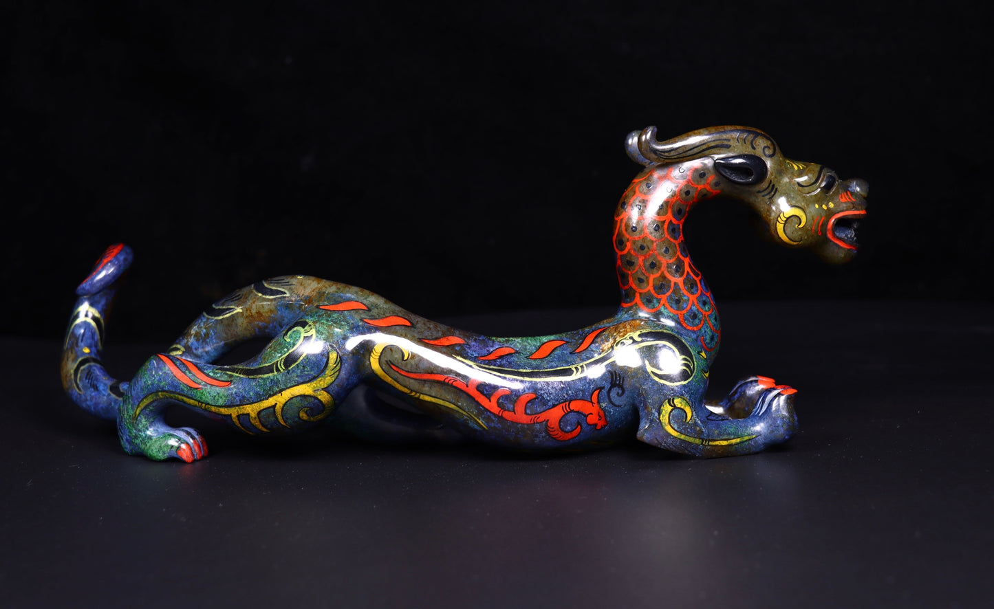 Ancient China Antique Warring States Period Hetian Ancient Jade Colour Decoration Jade Dragon Statue