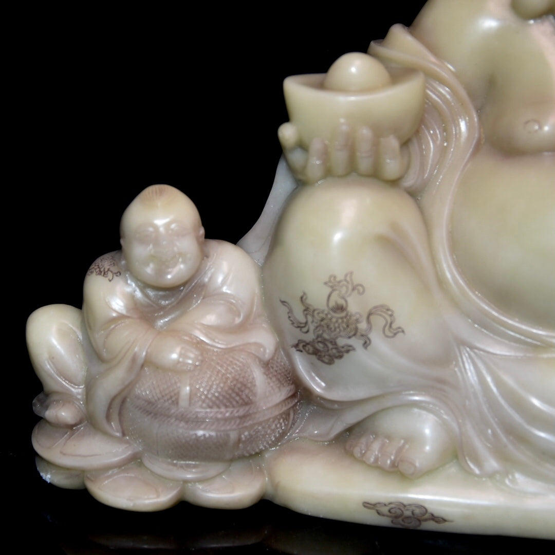 Ancient China Antique Qing Dynasty Shoushan Stone Carved Statue Maitreya Buddha ShangJun Qing dynasty