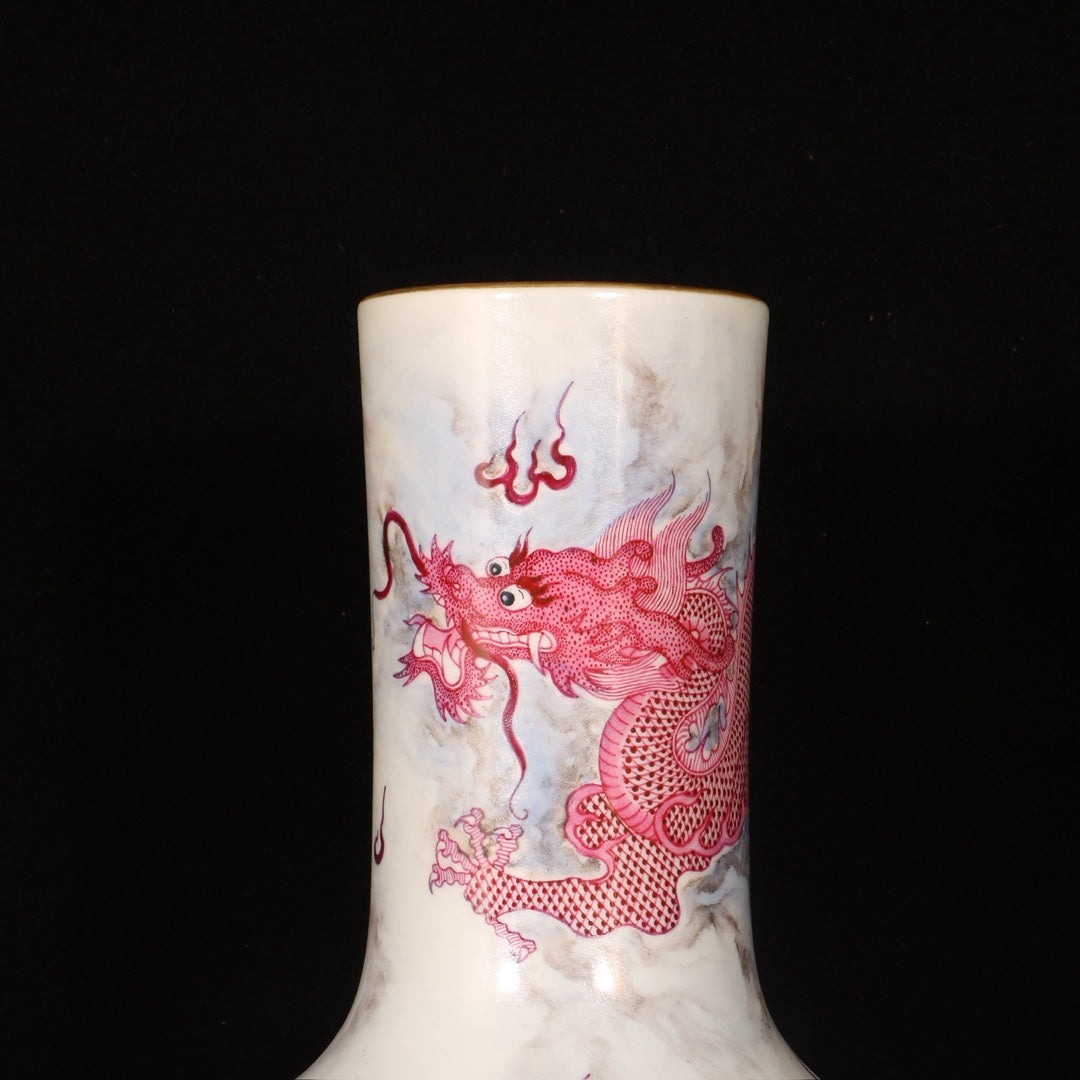 Ancient China Antique Qing Dynasty Yongzheng Emperor Porcelain Dragon Pattern Vases