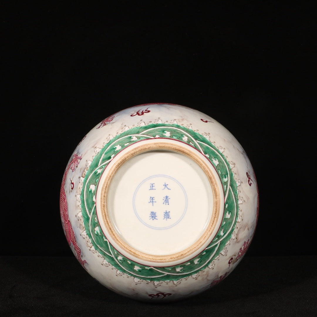 Ancient China Antique Qing Dynasty Yongzheng Emperor Porcelain Dragon Pattern Vases