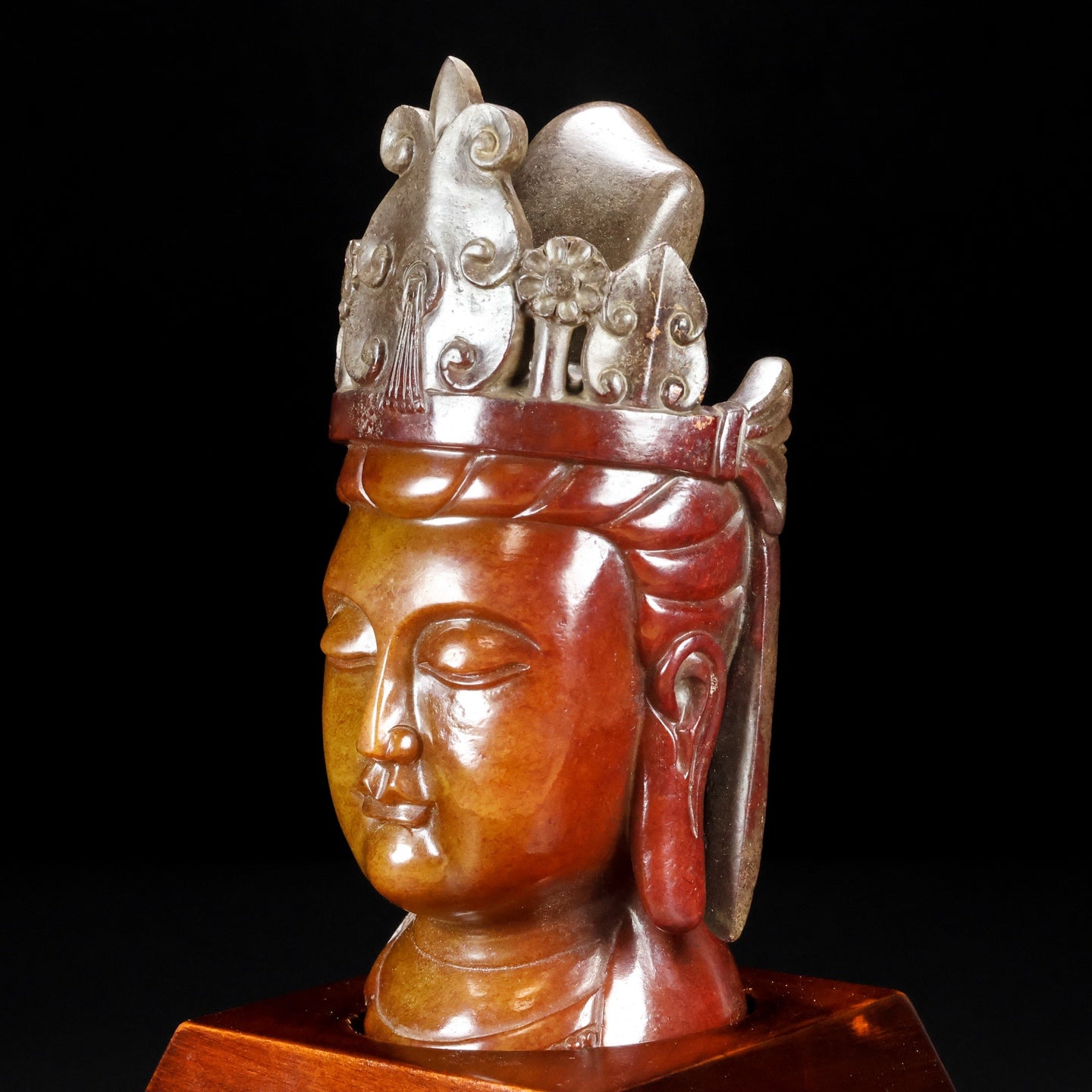 Ancient China Antique Tang Dynasty Hetian Ancient Jade Statue Jade Kwan-yin Head