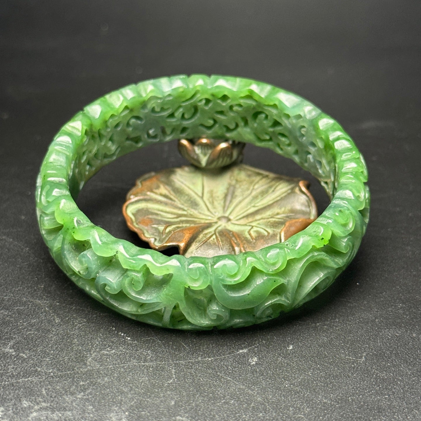 Ancient China Antique Qing Dynasty Jadeite Jade Through-carved work Flower Jadeite Jade Bracelets