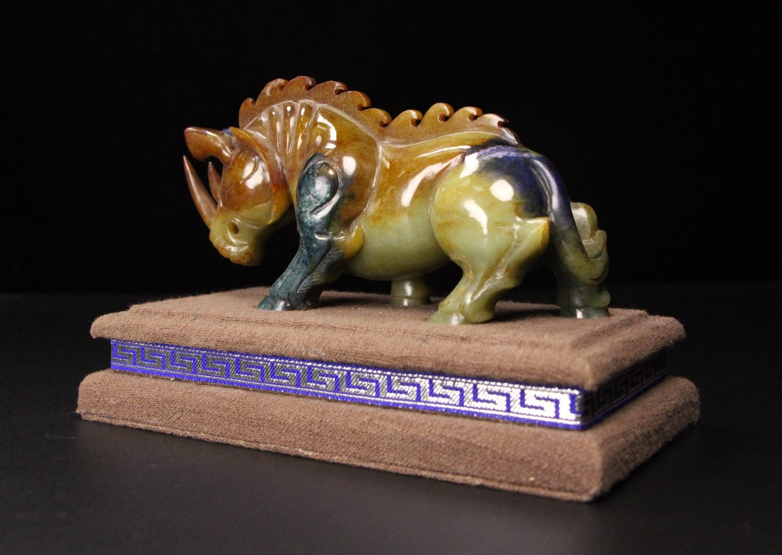 Ancient China Antique Tang Dynasty Hetian Ancient Jade Statue Jade Rhinoceros