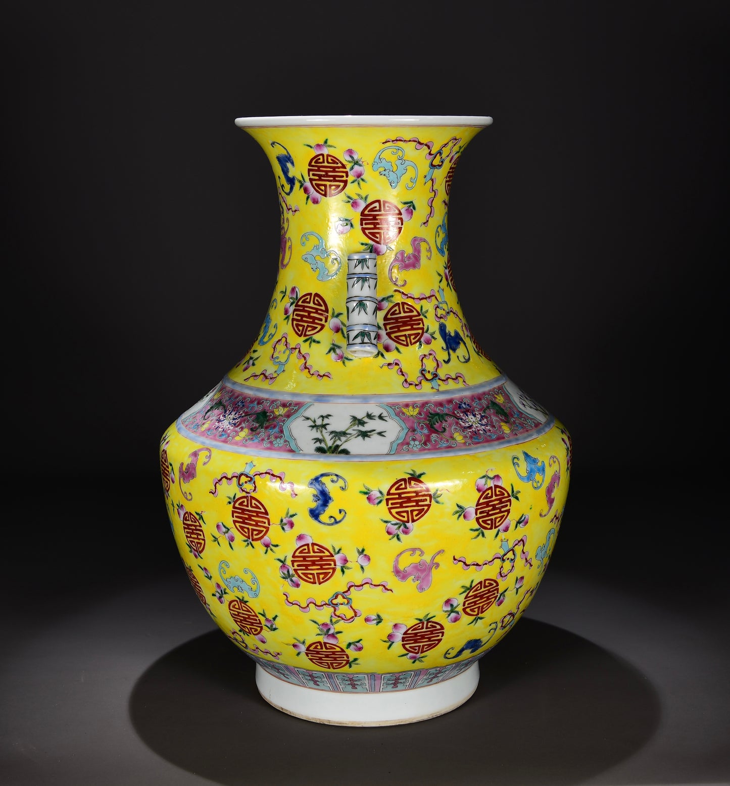 Ancient China Antique 1644–1912 Qing Dynasty Qianlong Porcelain FuShou Pattern Zun Vases