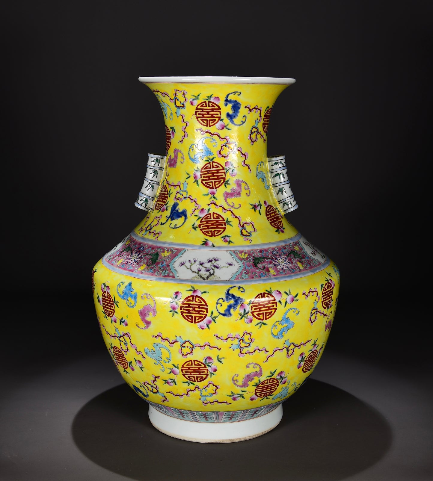 Ancient China Antique 1644–1912 Qing Dynasty Qianlong Porcelain FuShou Pattern Zun Vases