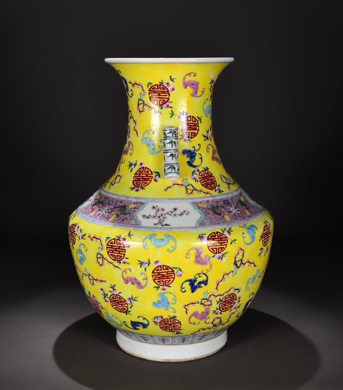 Ancient China Antique 1644–1912 Qing Dynasty Qianlong Porcelain FuShou Pattern Zun Vases